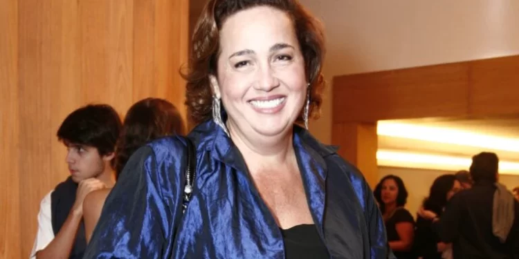 Morre a atriz Claudia Jimenez, aos 63 anos, no Rio de Janeiro
