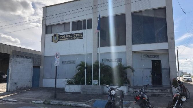 Dentista é preso suspeito de assediar pacientes no consultório em Linhares