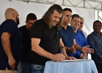 Daniel Santana e Governo do Estado assinam mais ordens de serviço para São Mateus