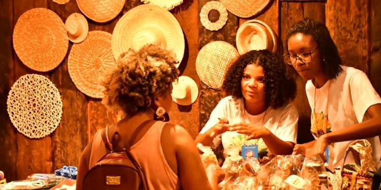 Sapeca segue até sábado com mostra, exposição e programação cultural em São Mateus