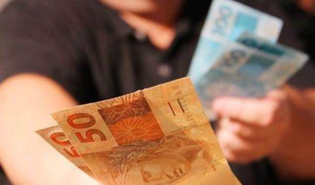 Prazo para motoristas autônomos fazerem a autodeclaração para receber o Benefício Caminhoneiro foi prorrogado para 10 de outubro