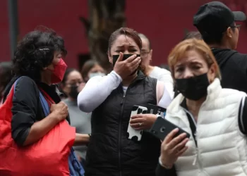 Terremoto de 7,4 graus atinge o México, com risco de Tsunami