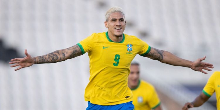 Tite convoca seleção com novidades para últimos amistosos pré-Copa