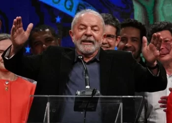 Lula está perto de fechar apoio com Tebet e com PDT de Ciro
