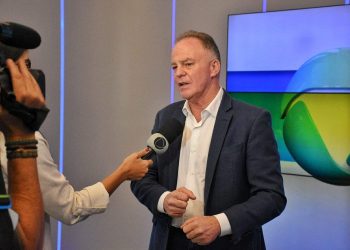 Renato Casagrande participa de sabatina na TV Vitória e Folha Vitória nesta terça
