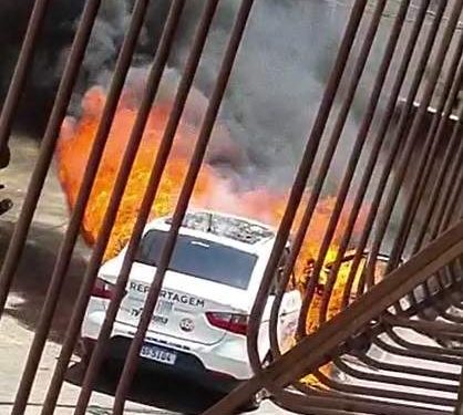 Ônibus é metralhado e carro de TV é incendiado após morte de traficante em Vitória