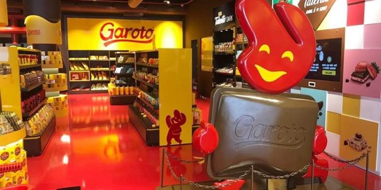 Anvisa proíbe venda de dois lotes de chocolates da Garoto