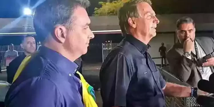 Bolsonaro chama Tebet de ‘estepe’ e Soraya de ‘trambique’