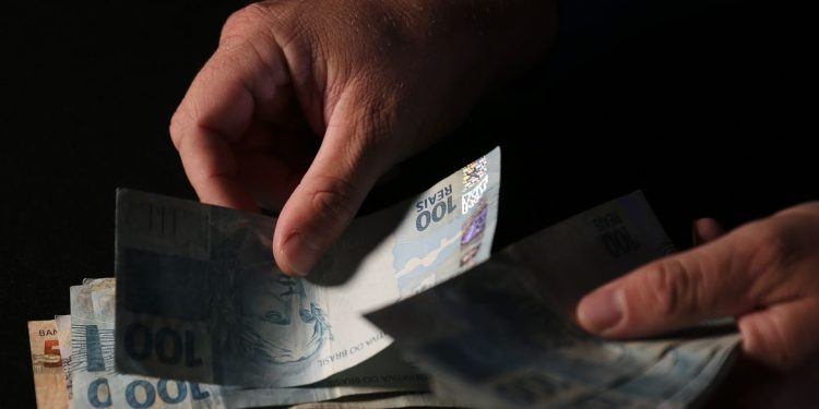 PF combate fraudes ao auxílio emergencial em Minas Gerais e São Paulo
