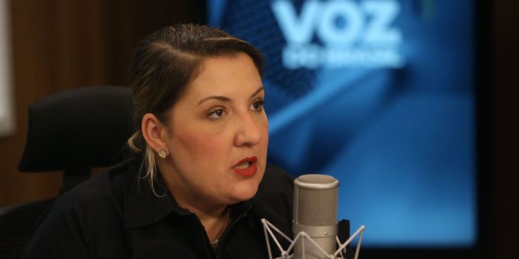 Auxílio Brasil e Auxílio Gás vão depositar pagamentos antecipadamente