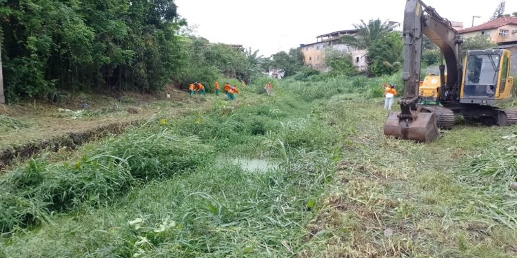 Prefeitura de São Mateus com múltiplas frentes de trabalho para reparar os danos causados pelos temporais de novembro