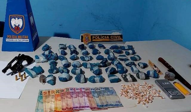 Ação conjunta das polícias Civil e Militar apreende um adolescente com arma, drogas e munições em Montanha