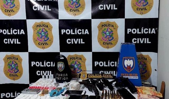Ação conjunta das Polícias Civil e Militar apreende drogas e armas em Montanha