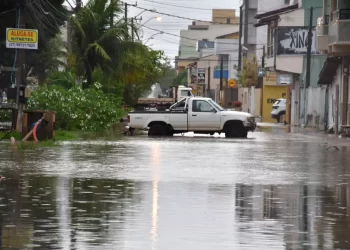 São Mateus e outros cinco municípios do norte capixaba entram em alerta vermelho para grande perigo de chuvas intensas