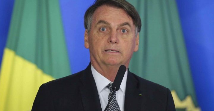 Equipe de Lula se movimenta para tornar Bolsonaro inelegível