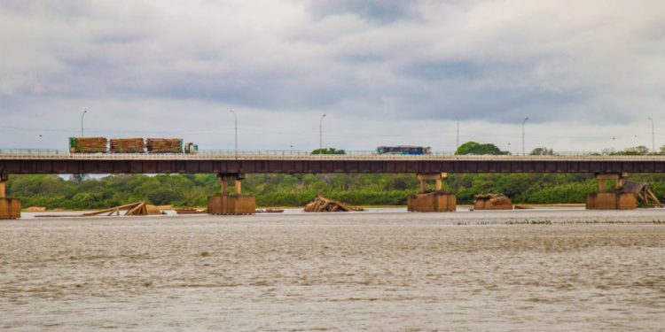 Rio Doce poderá atingir 1,83 metro nesta quinta-feira (17), alerta Defesa Civil de Linhares