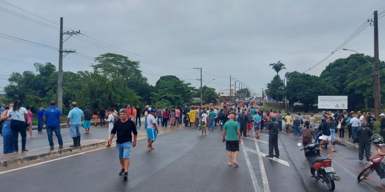 Chuva, deslizamento, interdição de ponte em São Mateus: Daniel Santana mobiliza equipes e monta plano de ação