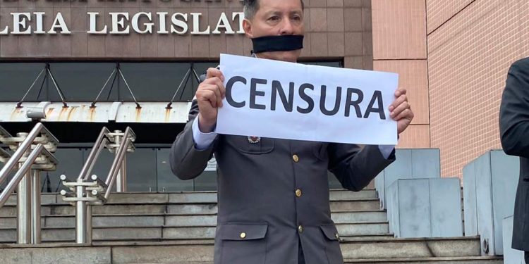 Alvo de operação da PF, Capitão Assumção se manifesta nas redes sociais: “Censura”