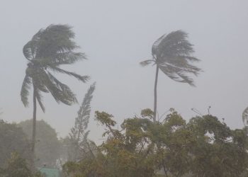 Ciclone subtropical vai atingir o ES e causar mais chuva forte
