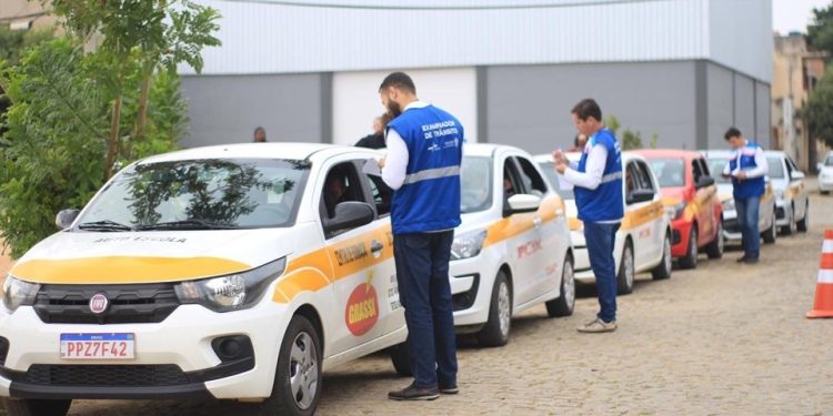 Detran|ES comunica interrupção temporária de provas práticas e transferências de veículos de outros estados