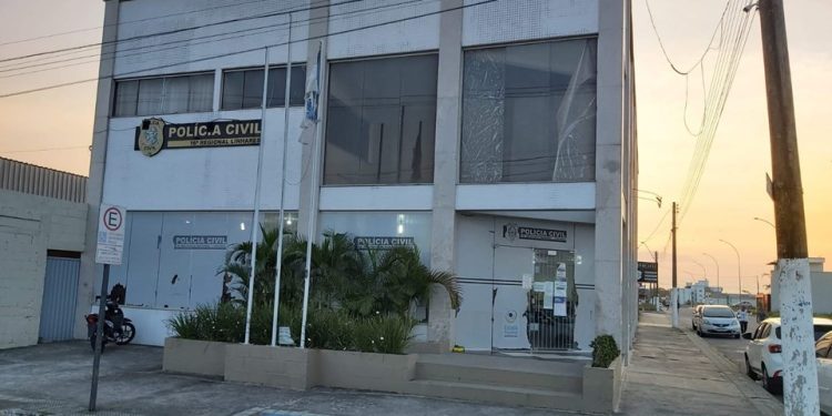 Homem é preso suspeito de abusar do sobrinho de nove anos em Linhares