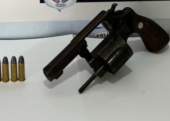 Homem é preso suspeito de espancar e ameaçar ex-namorada em Vila Pavão