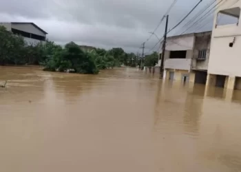 Auxílio de R$ 3 mil para a população afetada pelas chuvas no Espírito Santo