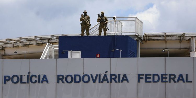 Flávio Dino recua e Secretário de Transparência do Espírito Santo não será mais o comandante da PRF