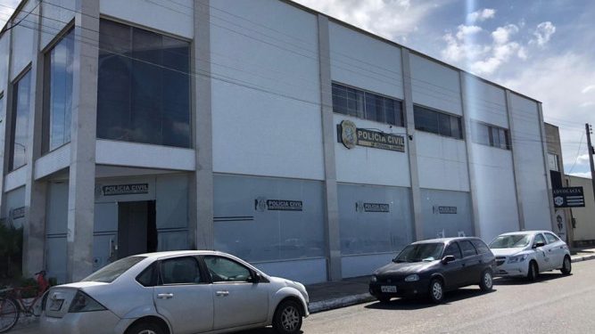 Coordenador de escola acusado de abusar de aluna de 7 anos é preso em Linhares