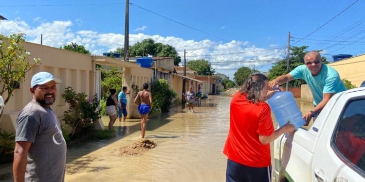 Ajudando quem mais precisa: quase 1.500 pessoas são atendidas pela prefeitura em consequência dos temporais em São Mateus