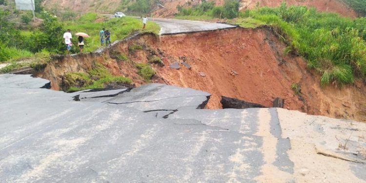 Desvios na BR 101 entre Teixeira e Itamaraju são fechados e DNIT anuncia inícios das obras