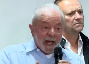 Lula decreta intervenção federal no DF e culpa Bolsonaro por atos