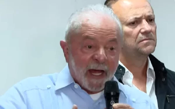Lula decreta intervenção federal no DF e culpa Bolsonaro por atos