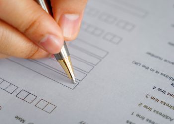 TJES abre mais de 100 vagas de nível superior e médio com salário de até R$ 9,5 mil