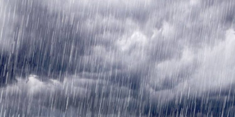 Alerta de chuva volumosa acompanhada de raios e fortes rajadas de vento para todo o ES