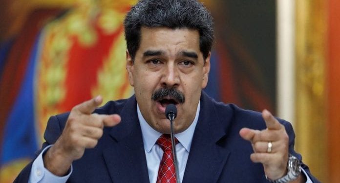 Ameaçado de prisão, Maduro cancela ida a cúpula na Argentina