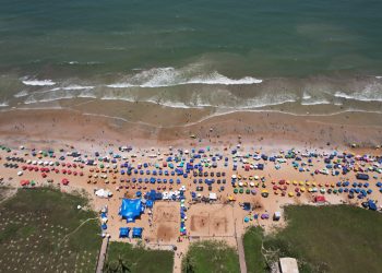 Praias de São Mateus estão entre as mais belas e próprias para banho do país