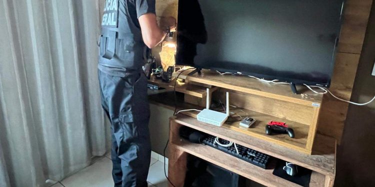 PF cumpre mandados contra o tráfico internacional de drogas em São Mateus e outras duas cidades do ES