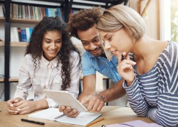 Inscrições do Nossa Bolsa 2023 terminam nesta terça-feira (14)