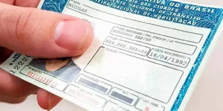 Perdeu a CNH no Carnaval? Veja como regularizar o documento
