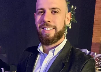 Empresário capixaba morre ao bater moto de frente com caminhão no interior de SP