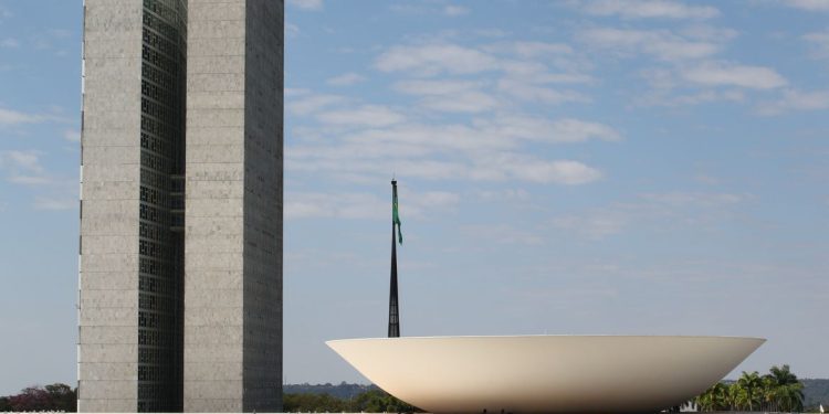 Reforma tributária é a aposta do Executivo e do Legislativo em 2023