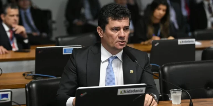 PF faz ação contra grupo que planejava sequestrar e matar autoridades; Moro era alvo