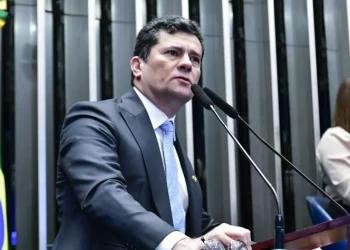 Olheiro do PCC fazia campana na frente da casa de Moro
