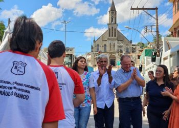 Casagrande inaugura obras e anuncia novos investimentos em Muniz Freire