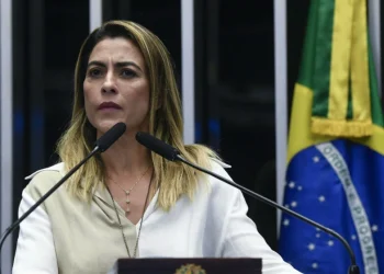 Soraya Thronicke é diagnosticada com urticária autoimune severa