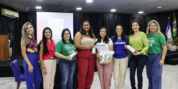 Educação de São Mateus promove formação socioemocional e de projetos pedagógicos