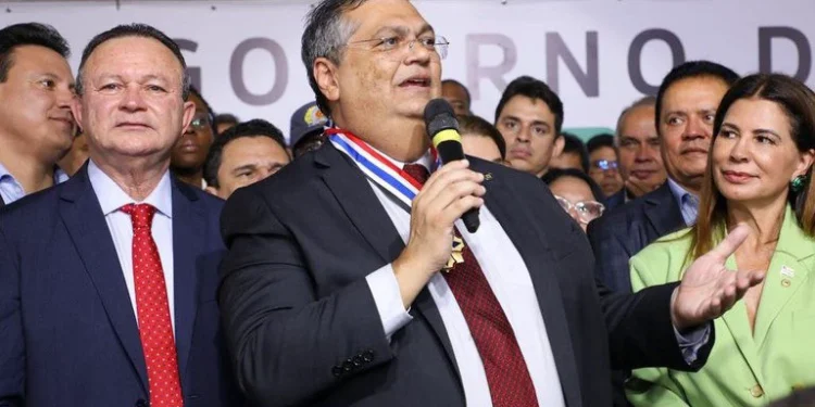 Dino: “Satanás inventou grupos de WhatsApp e fake news”