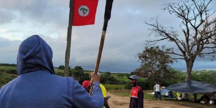 Três fazendas são ocupadas por integrantes do MST na Bahia