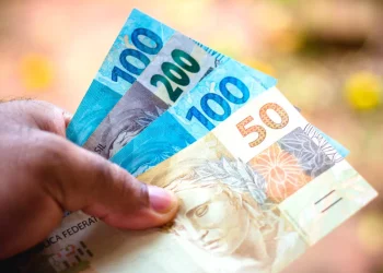 Economia capixaba recebe R＄ 1,1 bi extra com 13º do INSS